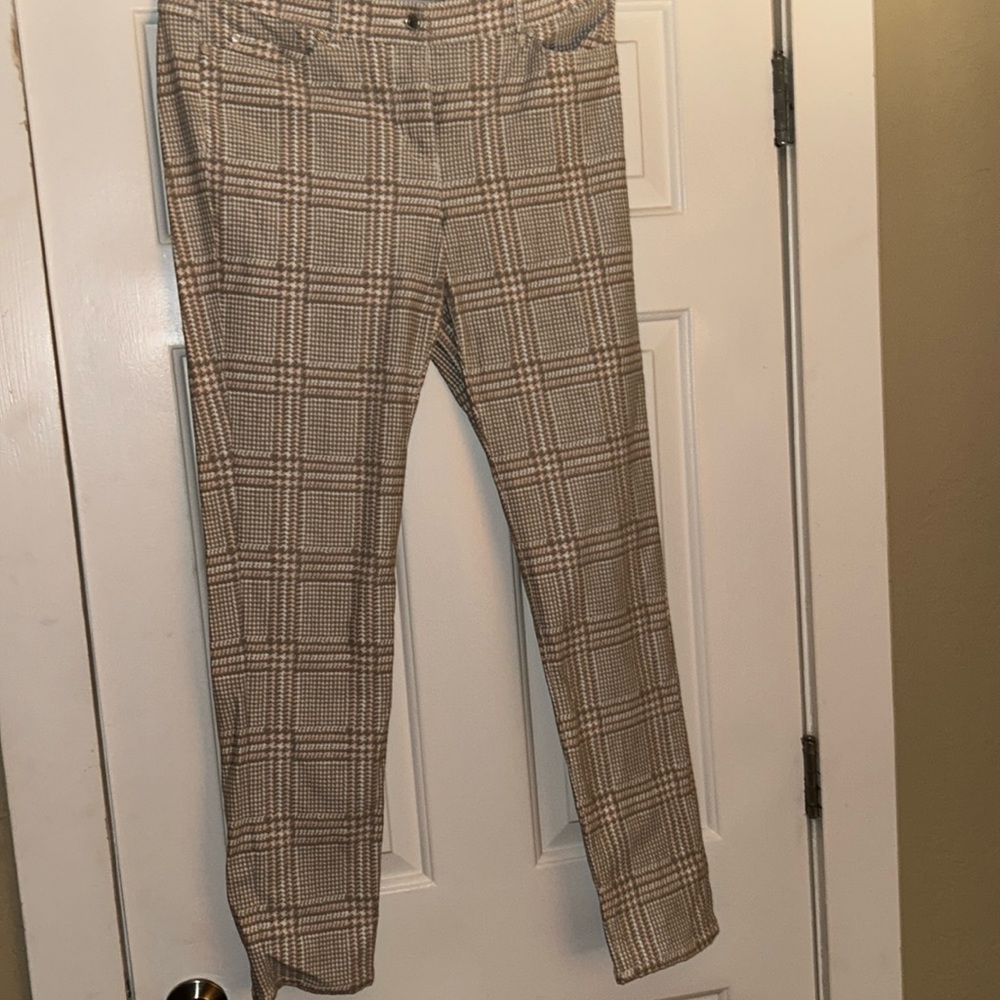 Excellent condition J. McLaughlin women’s herringbone Lexi Jeans - Size 10